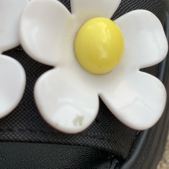 Melissa X Lazy Oaf Kick Off Sandal Black & Daisy, US 6 - Picture 7 of 10